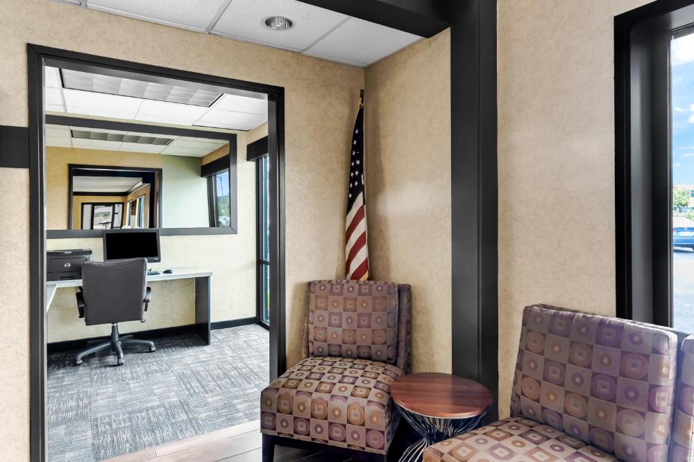 Red Lion Hotel Portland Airport